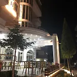 Hotel Inn Hotel 3*