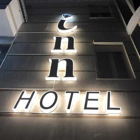 Inn Hotel 호텔 Škalngur