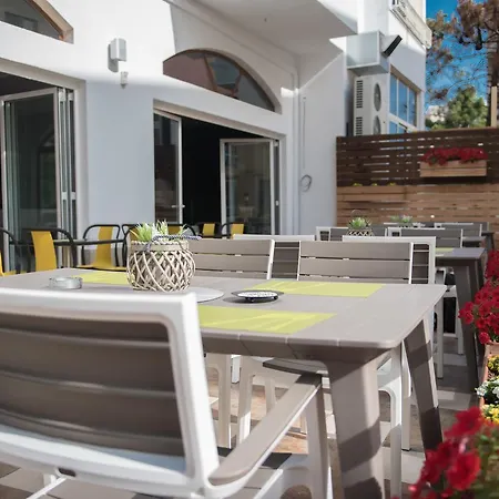 Inn Hotel Hotel