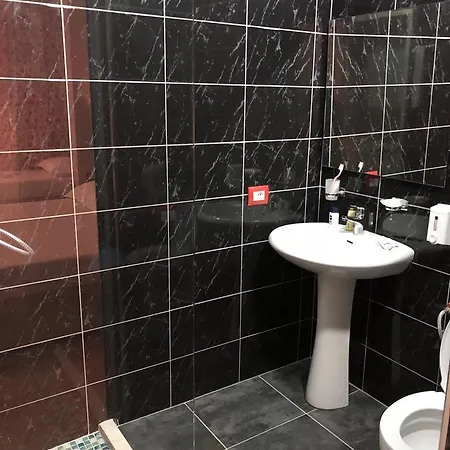 Inn Hotel 3* Škalngur