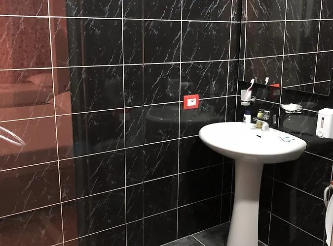 Inn Hotel 3* Shkallnur